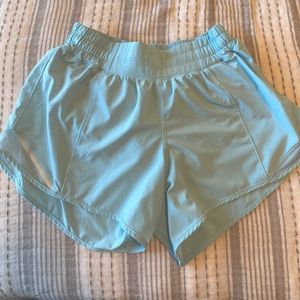 Sz 4 Tall lululemon shorts - turquoise